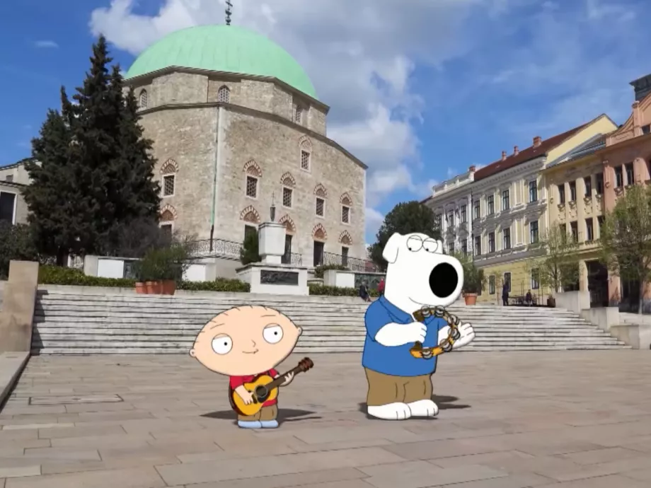 Peter Griffinék egy Diósgyőr-meccsen is feltűnnek magyar túrájukon