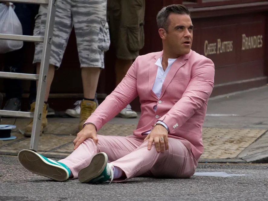 Jogosan balhézott-e Robbie Williams az operatőr miatt?