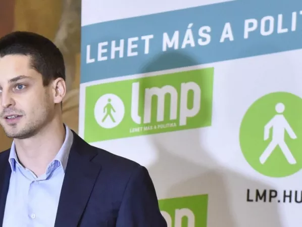 Ungár már nem hisz a Nemzet-üzletben