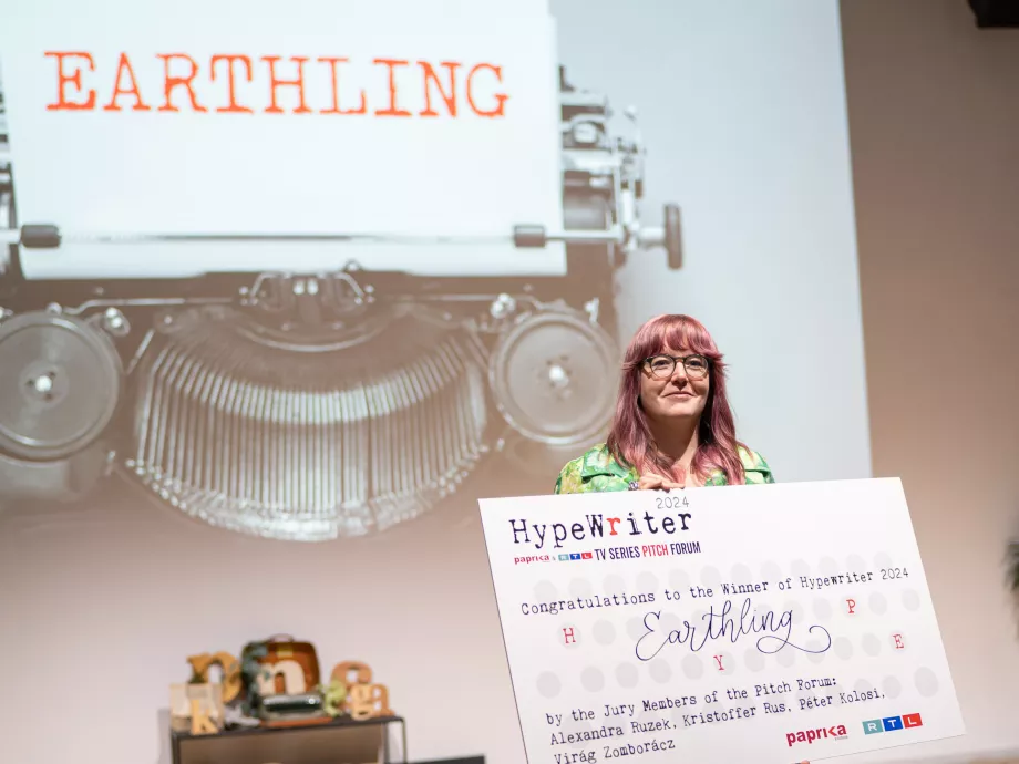 Hypewriter: éljen a lineáris tévé, éljenek a vicces sorozatok!