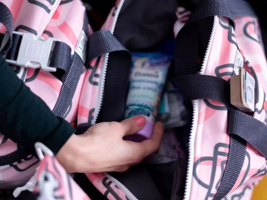 Nem luxustáska! Kampány a menstruációs szegénységben élőkért